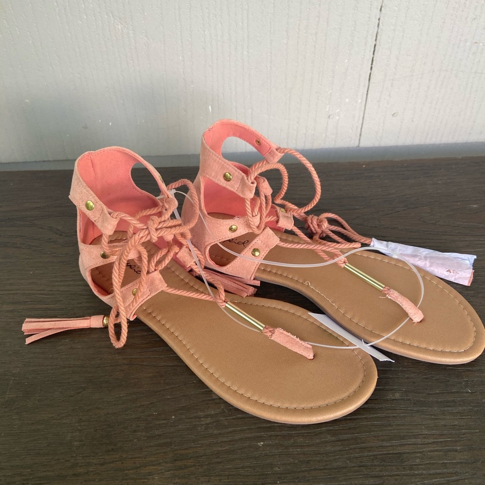 Final price drop! Qupid tie up sandals size 9